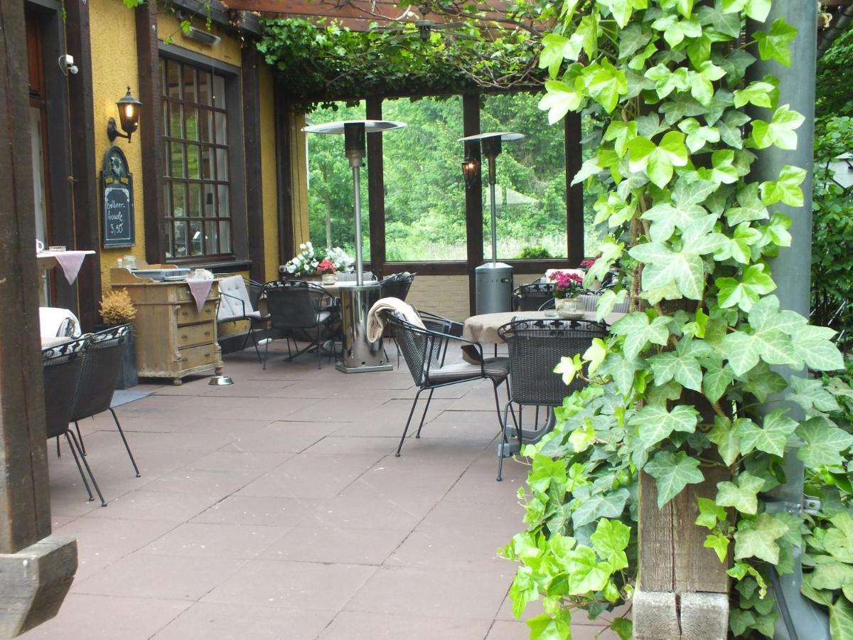Hotel Holter Schlosskrug Schloß Holte-Stukenbrock Eksteriør bilde