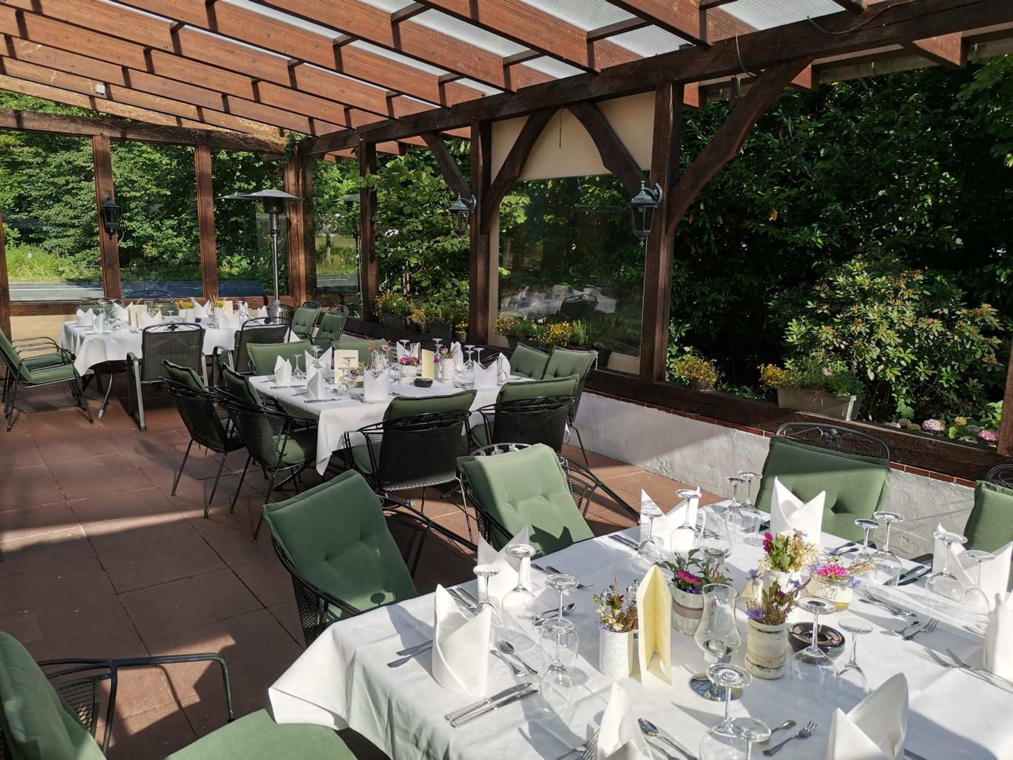 Hotel Holter Schlosskrug Schloß Holte-Stukenbrock Eksteriør bilde